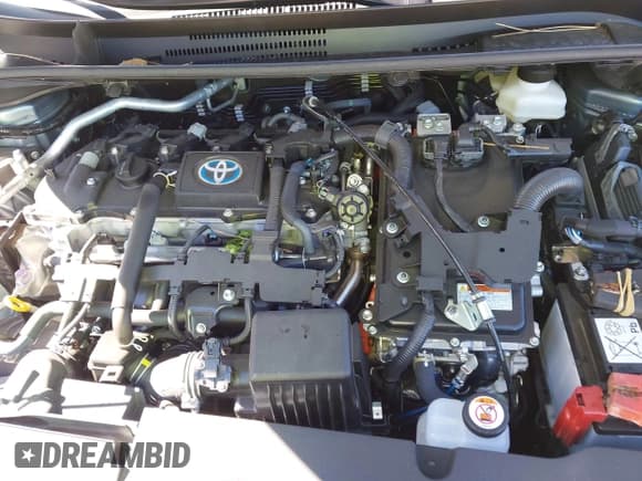 ✅ 2024 Toyota Corolla Hybrid SE • VIN: JTDBDMHE0R3015744 • Lot: 43383292. Listed on IAAI with 5,823 mi. Free auction sales archive from the USA and detailed vehicle history report at DreamBid. Image 10.