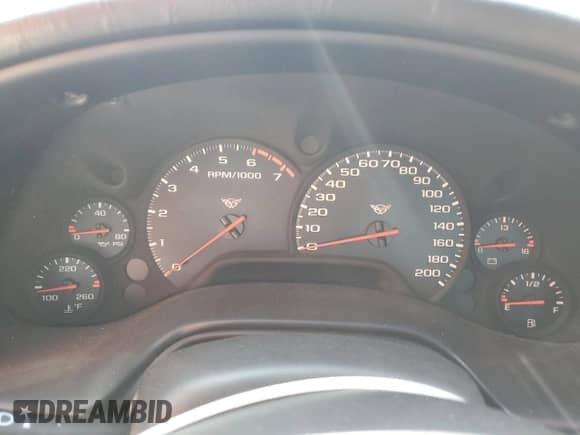 2002 Chevrolet Corvette z VIN 1G1YY32G425126965, wystawiony jako Copart lot #75552964 z przebiegiem Nie podano mil oraz Szkoda całkowita • Salvage title. Historia ofert i sprzedaży dostępna na DreamBid. Obrazek 9.