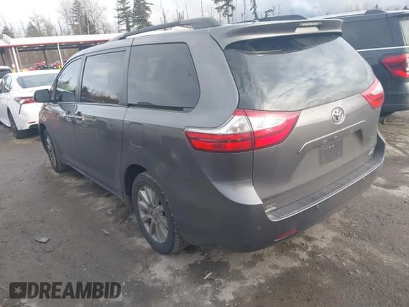 ✅ 2017 Toyota Sienna XLE • VIN: 5TDDZ3DC4HS160419 • Lot: 41633767. Listed on IAAI with 84,888 mi. Free auction sales archive from the USA and detailed vehicle history report at DreamBid. Image 3.