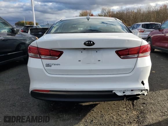 ✅ 2017 Kia Optima LX • VIN: 5XXGT4L38HG172919 • Lot: 86884875. Listed on Copart with 141,307 mi. Free auction sales archive from the USA and detailed vehicle history report at DreamBid. Image 6.