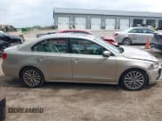 ✅ 2013 Volkswagen Jetta SEL • VIN: 3VWLP7AJXDM277814 • Lot: 43098087. Listed on IAAI with 175,017 mi. Free auction sales archive from the USA and detailed vehicle history report at DreamBid. Image 13.