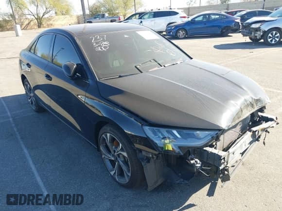 ✅ 2022 Audi A3 Premium • VIN: WAUAUDGY0NA084461 • Лот: 41454349. Опубликован ранее на IAAI с пробегом 33 441 миль. Бесплатный доступ к архиву аукционных продаж из США и подробный отчёт об истории автомобиля на DreamBid. Изображение 1.