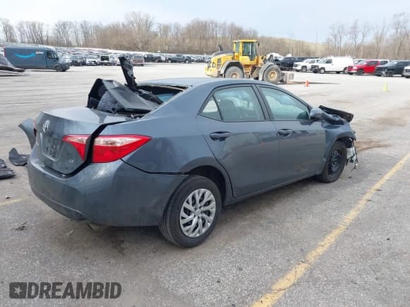 ✅ 2018 Toyota Corolla L • VIN: 2T1BURHE4JC081237 • Lot: 42026419. Listed on IAAI with Not provided. Free auction sales archive from the USA and detailed vehicle history report at DreamBid. Image 4.