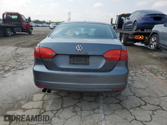 ✅ 2013 Volkswagen Jetta S • VIN: 3VW2K7AJ5DM403782 • Lot: 59902885. Listed on Copart with 138,710 mi. Free auction sales archive from the USA and detailed vehicle history report at DreamBid. Image 6.