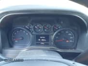 ✅ 2021 GMC Sierra 1500 • VIN: 3GTU9AEF2MG293010 • Lot: 41292323. Wystawiony na IAAI z przebiegiem 71 776 mil. Bezpłatny archiwum sprzedaży aukcyjnych z USA i szczegółowy raport historii pojazdu na DreamBid. Zdjęcie 7.