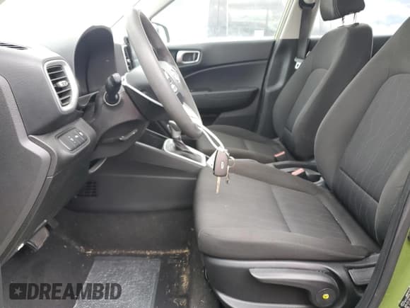 ✅ 2021 Hyundai Venue SE • VIN: KMHRB8A35MU076140 • Lot: 55424085. Listed on Copart with 24,053 mi. Free auction sales archive from the USA and detailed vehicle history report at DreamBid. Image 7.