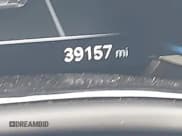 ✅ 2022 Genesis GV70 2.5T • VIN: KMUMADTB9NU065798 • Lot: 40657810. Wystawiony na IAAI z przebiegiem 39 157 mil. Bezpłatny archiwum sprzedaży aukcyjnych z USA i szczegółowy raport historii pojazdu na DreamBid. Zdjęcie 15.