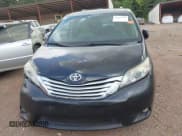 ✅ 2013 Toyota Sienna XLE • VIN: 5TDDK3DC7DS071281 • Лот: 42825079. Опубликован ранее на IAAI с пробегом 235 122 миль. Бесплатный доступ к архиву аукционных продаж из США и подробный отчёт об истории автомобиля на DreamBid. Изображение 12.