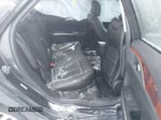 ✅ 2013 Lincoln MKZ • VIN: 3LN6L2GK0DR825820 • Lot: 41603721. Wystawiony na IAAI z przebiegiem 110 837 mil. Bezpłatny archiwum sprzedaży aukcyjnych z USA i szczegółowy raport historii pojazdu na DreamBid. Zdjęcie 8.