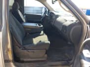 ✅ 2007 Chevrolet Silverado 2500HD 1LT • VIN: 1GCHK24K07E550025 • Лот: 42424089. Опубликован ранее на IAAI с пробегом 262 722 миль. Бесплатный доступ к архиву аукционных продаж из США и подробный отчёт об истории автомобиля на DreamBid. Изображение 5.