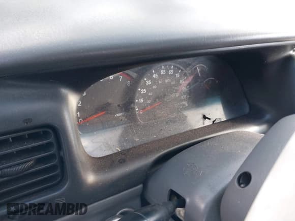 ✅ 2001 Suzuki XL7 LX • VIN: JS3TY92V114101255 • Лот: 40995688. Опубликован ранее на IAAI с пробегом Не указан. Бесплатный доступ к архиву аукционных продаж из США и подробный отчёт об истории автомобиля на DreamBid. Изображение 7.