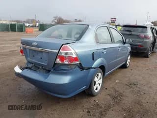 ✅ 2008 Chevrolet Aveo LS • VIN: KL1TD56678B057376 • Lot: 41690292. Wystawiony na IAAI z przebiegiem 198 508 mil. Bezpłatny archiwum sprzedaży aukcyjnych z USA i szczegółowy raport historii pojazdu na DreamBid. Zdjęcie 4.