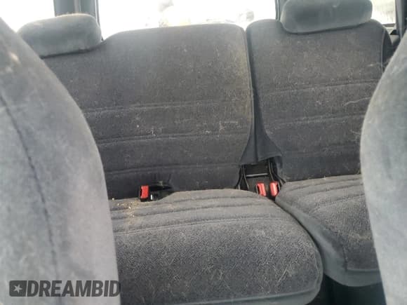 ✅ 1998 Ford Explorer XL • VIN: 1FMZU34X5WZB88907 • Лот: 60111215. Опубликован ранее на Copart с пробегом 128 492 миль. Бесплатный доступ к архиву аукционных продаж из США и подробный отчёт об истории автомобиля на DreamBid. Изображение 10.