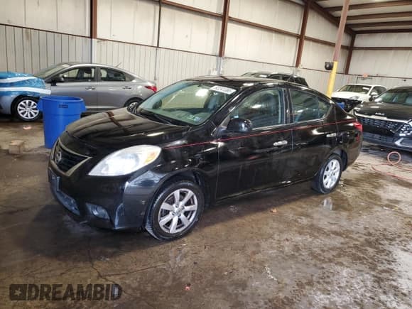 ✅ 2012 Nissan Versa S • VIN: 3N1CN7AP7CL888775 • Lot: 92241385. Wystawiony na Copart z przebiegiem 181 094 mil. Bezpłatny archiwum sprzedaży aukcyjnych z USA i szczegółowy raport historii pojazdu na DreamBid. Zdjęcie 1.