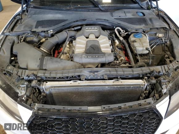 ✅ 2015 Audi A7 Premium Plus • VIN: WAUWGAFC3FN025710 • Лот: 56139075. Опубликован ранее на Copart с пробегом 202 204 миль. Бесплатный доступ к архиву аукционных продаж из США и подробный отчёт об истории автомобиля на DreamBid. Изображение 11.