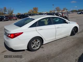 ✅ 2012 Hyundai Sonata GLS • VIN: 5NPEB4AC5CH356760 • Лот: 43582614. Опубликован ранее на IAAI с пробегом 204 461 миль. Бесплатный доступ к архиву аукционных продаж из США и подробный отчёт об истории автомобиля на DreamBid. Изображение 4.