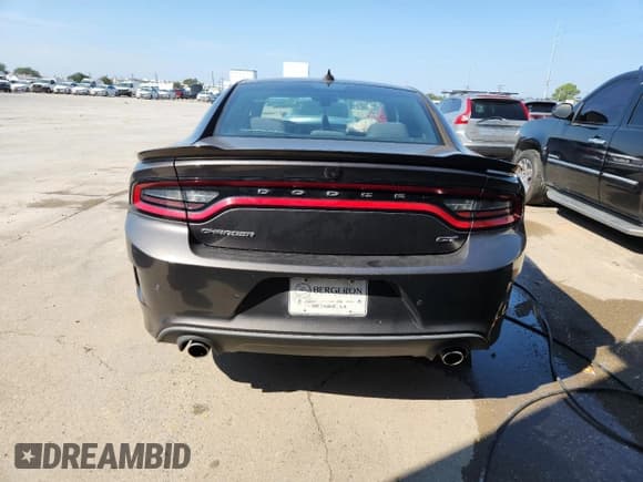 ✅ 2019 Dodge Charger GT • VIN: 2C3CDXHG7KH677934 • Lot: 69549685. Wystawiony na Copart z przebiegiem 140 643 mil. Bezpłatny archiwum sprzedaży aukcyjnych z USA i szczegółowy raport historii pojazdu na DreamBid. Zdjęcie 6.