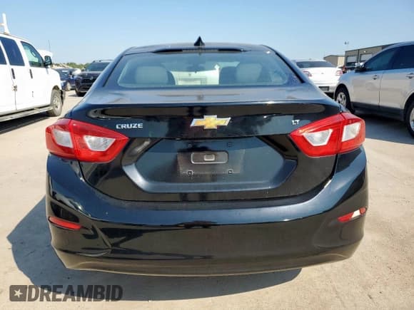 ✅ 2017 Chevrolet Cruze LS • VIN: 1G1BC5SM6H7214757 • Lot: 67390695. Listed on Copart with 114,885 mi. Free auction sales archive from the USA and detailed vehicle history report at DreamBid. Image 6.