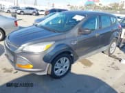 ✅ 2014 Ford Escape S • VIN: 1FMCU0F77EUA63369 • Lot: 43796148. Wystawiony na IAAI z przebiegiem 142 552 mil. Bezpłatny archiwum sprzedaży aukcyjnych z USA i szczegółowy raport historii pojazdu na DreamBid. Zdjęcie 2.