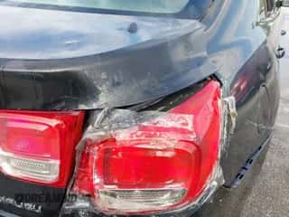 2013 Chevrolet Malibu LS z VIN 1G11B5SA6DF145086, wystawiony jako IAAI lot #43350010 z przebiegiem 290 000 mil mil oraz . Historia ofert i sprzedaży dostępna na DreamBid. Obrazek 6.