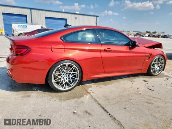 ✅ 2020 BMW M4 • VIN: WBS4Y9C03LFH42786 • Lot: 81012295. Wystawiony na Copart z przebiegiem 58 425 mil. Bezpłatny archiwum sprzedaży aukcyjnych z USA i szczegółowy raport historii pojazdu na DreamBid. Zdjęcie 3.