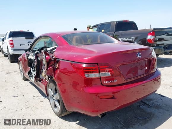 ✅ 2010 Lexus IS 250 C • VIN: JTHFF2C26A2511427 • Lot: 42249468. Listed on IAAI with 117,787 mi. Free auction sales archive from the USA and detailed vehicle history report at DreamBid. Image 3.