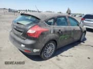 ✅ 2014 Ford Focus Electric • VIN: 1FADP3R48EL314785 • Lot: 80551185. Listed on Copart with 22,685 mi. Free auction sales archive from the USA and detailed vehicle history report at DreamBid. Image 3.