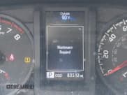 ✅ 2021 Toyota Tacoma SR • VIN: 3TYAX5GN7MT033552 • Lot: 43068415. Wystawiony na IAAI z przebiegiem 83 512 mil. Bezpłatny archiwum sprzedaży aukcyjnych z USA i szczegółowy raport historii pojazdu na DreamBid. Zdjęcie 15.