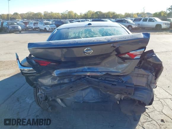 ✅ 2020 Nissan Altima S • VIN: 1N4BL4BV1LC178394 • Lot: 43506774. Listed on IAAI with 125,498 mi. Free auction sales archive from the USA and detailed vehicle history report at DreamBid. Image 17.