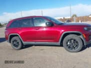 ✅ 2024 Jeep Grand Cherokee Altitude • VIN: 1C4RJHAG1RC108850 • Lot: 43633746. Listed on IAAI with 35,014 mi. Free auction sales archive from the USA and detailed vehicle history report at DreamBid. Image 13.