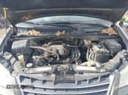 ✅ 2010 Chrysler Town & Country LX • VIN: 2A4RR2D16AR387179 • Lot: 41410509. Wystawiony na IAAI z przebiegiem 209 506 mil. Bezpłatny archiwum sprzedaży aukcyjnych z USA i szczegółowy raport historii pojazdu na DreamBid. Zdjęcie 10.