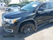 ✅ 2019 GMC Acadia SLE • VIN: 1GKKNLLS3KZ238890 • Lot: 42391875. Wystawiony na IAAI z przebiegiem 104 458 mil. Bezpłatny archiwum sprzedaży aukcyjnych z USA i szczegółowy raport historii pojazdu na DreamBid. Zdjęcie 6.