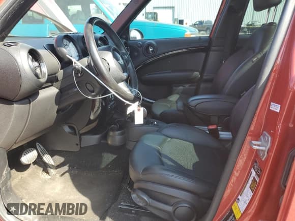 ✅ 2013 MINI Countryman S • VIN: WMWZC3C55DWP20563 • Lot: 55493605. Listed on Copart with 110,672 mi. Free auction sales archive from the USA and detailed vehicle history report at DreamBid. Image 7.