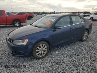 ✅ 2014 Volkswagen Jetta SE • VIN: 3VWD07AJ8EM372737 • Lot: 92052225. Listed on Copart with 131,218 mi. Free auction sales archive from the USA and detailed vehicle history report at DreamBid. Image 1.