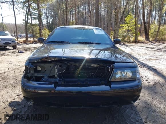 ✅ 2003 Mercury Marauder • VIN: 2MEHM75V33X628952 • Lot: 41534323. Wystawiony na IAAI z przebiegiem 92 228 mil. Bezpłatny archiwum sprzedaży aukcyjnych z USA i szczegółowy raport historii pojazdu na DreamBid. Zdjęcie 6.