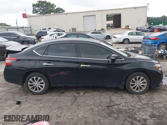 ✅ 2019 Nissan Sentra S • VIN: 3N1AB7AP4KY246984 • Lot: 42812049. Wystawiony na IAAI z przebiegiem 118 556 mil. Bezpłatny archiwum sprzedaży aukcyjnych z USA i szczegółowy raport historii pojazdu na DreamBid. Zdjęcie 13.