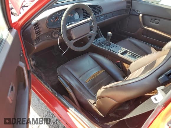 ✅ 1987 Porsche 944 • VIN: WP0AB0948HN475432 • Lot: 56987175. Listed on Copart with 92,138 mi. Free auction sales archive from the USA and detailed vehicle history report at DreamBid. Image 8.