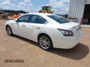 ✅ 2014 Nissan Maxima SV • VIN: 1N4AA5AP2EC443353 • Лот: 42538040. Опубликован ранее на IAAI с пробегом 174 615 миль. Бесплатный доступ к архиву аукционных продаж из США и подробный отчёт об истории автомобиля на DreamBid. Изображение 3.