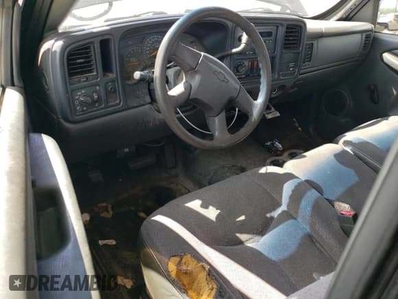 ✅ 2004 Chevrolet Silverado 1500 Work Truck • VIN: 1GCEC14X24Z123245 • Лот: 65337994. Опубликован ранее на Copart с пробегом 139 867 миль. Бесплатный доступ к архиву аукционных продаж из США и подробный отчёт об истории автомобиля на DreamBid. Изображение 8.