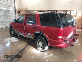 ✅ 2001 Chevrolet Blazer LT • VIN: 1GNDT13W912116275 • Lot: 41576074. Wystawiony na IAAI z przebiegiem 362 654 mil. Bezpłatny archiwum sprzedaży aukcyjnych z USA i szczegółowy raport historii pojazdu na DreamBid. Zdjęcie 3.