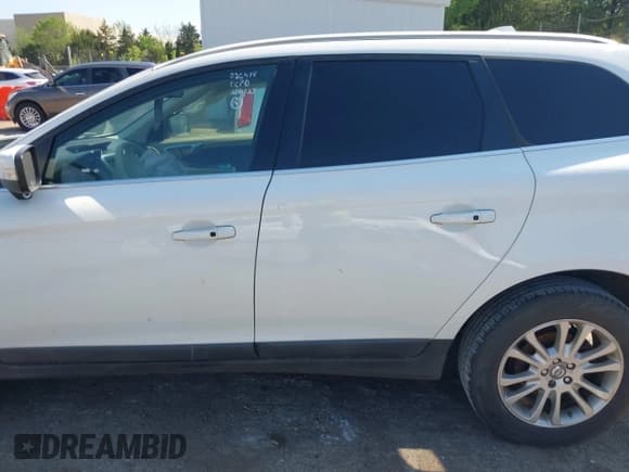 ✅ 2010 Volvo XC60 3.0T • VIN: YV4992DZ0A2096832 • Lot: 42030255. Listed on IAAI with 167,451 mi. Free auction sales archive from the USA and detailed vehicle history report at DreamBid. Image 15.