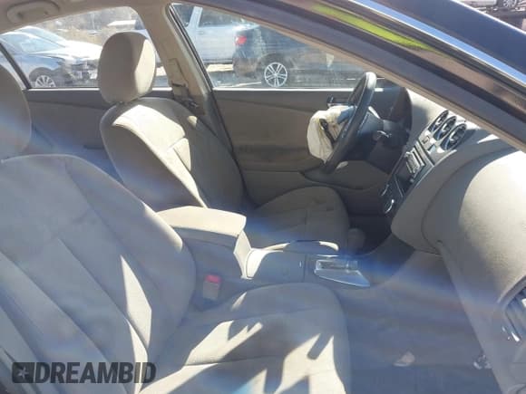 ✅ 2010 Nissan Altima S • VIN: 1N4AL2AP2AN421103 • Лот: 41428597. Опубликован ранее на IAAI с пробегом 78 569 миль. Бесплатный доступ к архиву аукционных продаж из США и подробный отчёт об истории автомобиля на DreamBid. Изображение 5.