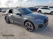 ✅ 2024 Audi SQ5 Premium Plus • VIN: WA1B4AFY0R2011267 • Lot: 66328495. Wystawiony na Copart z przebiegiem 11 945 mil. Bezpłatny archiwum sprzedaży aukcyjnych z USA i szczegółowy raport historii pojazdu na DreamBid. Zdjęcie 4.