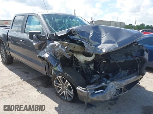 ✅ 2021 Ford F-150 XL • VIN: 1FTEW1EP4MFA83970 • Lot: 42597241. Wystawiony na IAAI z przebiegiem 39 564 mil. Bezpłatny archiwum sprzedaży aukcyjnych z USA i szczegółowy raport historii pojazdu na DreamBid. Zdjęcie 6.