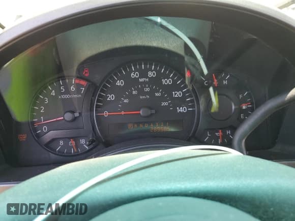 ✅ 2005 Nissan Titan SE • VIN: 1N6AA06AX5N555112 • Лот: 60567975. Опубликован ранее на Copart с пробегом 289 585 миль. Бесплатный доступ к архиву аукционных продаж из США и подробный отчёт об истории автомобиля на DreamBid. Изображение 9.