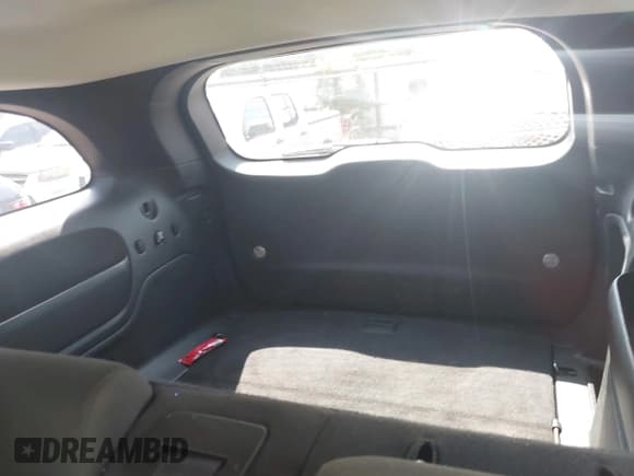 ✅ 2015 Dodge Durango Special Service • VIN: 1C4RDHFG6FC922701 • Lot: 42751603. Wystawiony na IAAI z przebiegiem 61 265 mil. Bezpłatny archiwum sprzedaży aukcyjnych z USA i szczegółowy raport historii pojazdu na DreamBid. Zdjęcie 17.