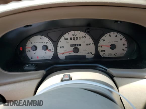 ✅ 2003 Mercury Sable LS Premium • VIN: 1MEFM55S23A617225 • Lot: 52021765. Listed on Copart with 131,291 mi. Free auction sales archive from the USA and detailed vehicle history report at DreamBid. Image 9.