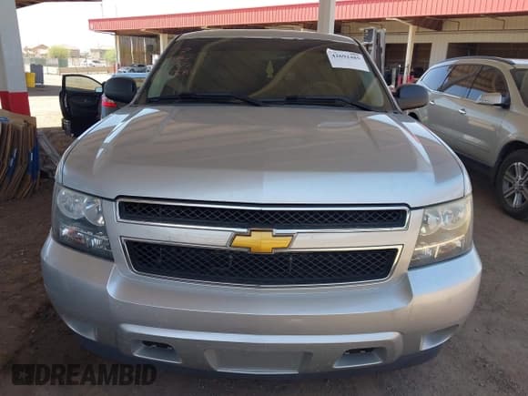 ✅ 2012 Chevrolet Tahoe Commercial • VIN: 1GNLC2E06CR183680 • Lot: 42692485. Wystawiony na IAAI z przebiegiem 177 100 mil. Bezpłatny archiwum sprzedaży aukcyjnych z USA i szczegółowy raport historii pojazdu na DreamBid. Zdjęcie 6.