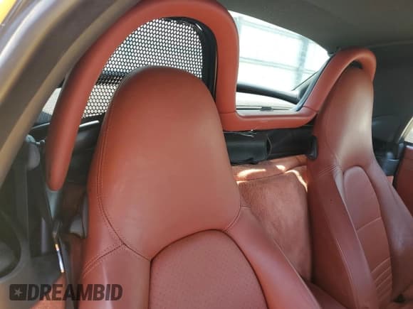 ✅ 1998 Porsche Boxster • VIN: WP0CA2981WU622428 • Lot: 72425124. Listed on Copart with 115,096 mi. Free auction sales archive from the USA and detailed vehicle history report at DreamBid. Image 10.