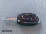 ✅ 2019 Hyundai Tucson SE • VIN: KM8J23A47KU925593 • Lot: 43512173. Listed on IAAI with 45,252 mi. Free auction sales archive from the USA and detailed vehicle history report at DreamBid. Image 11.